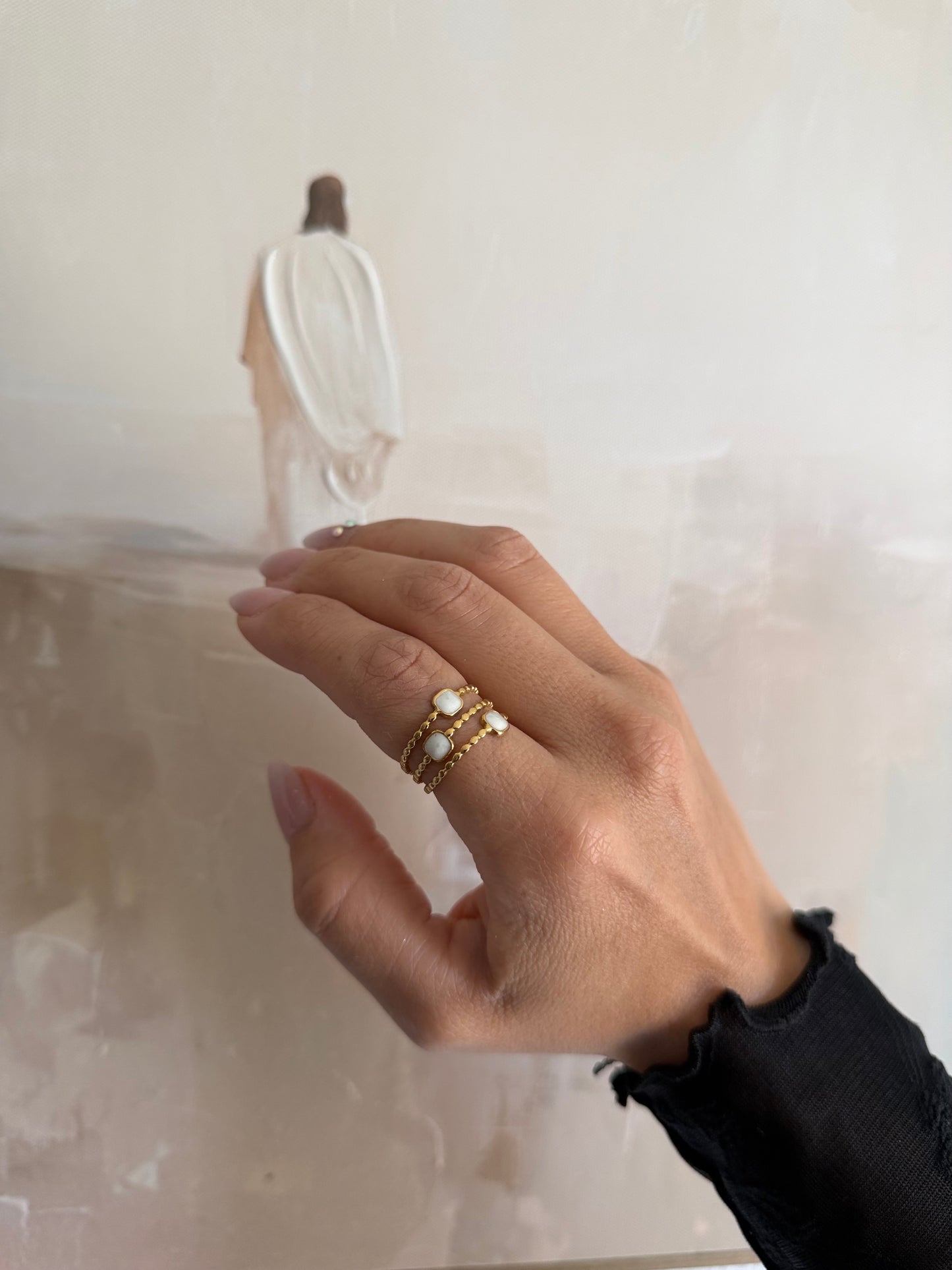 Nina rings