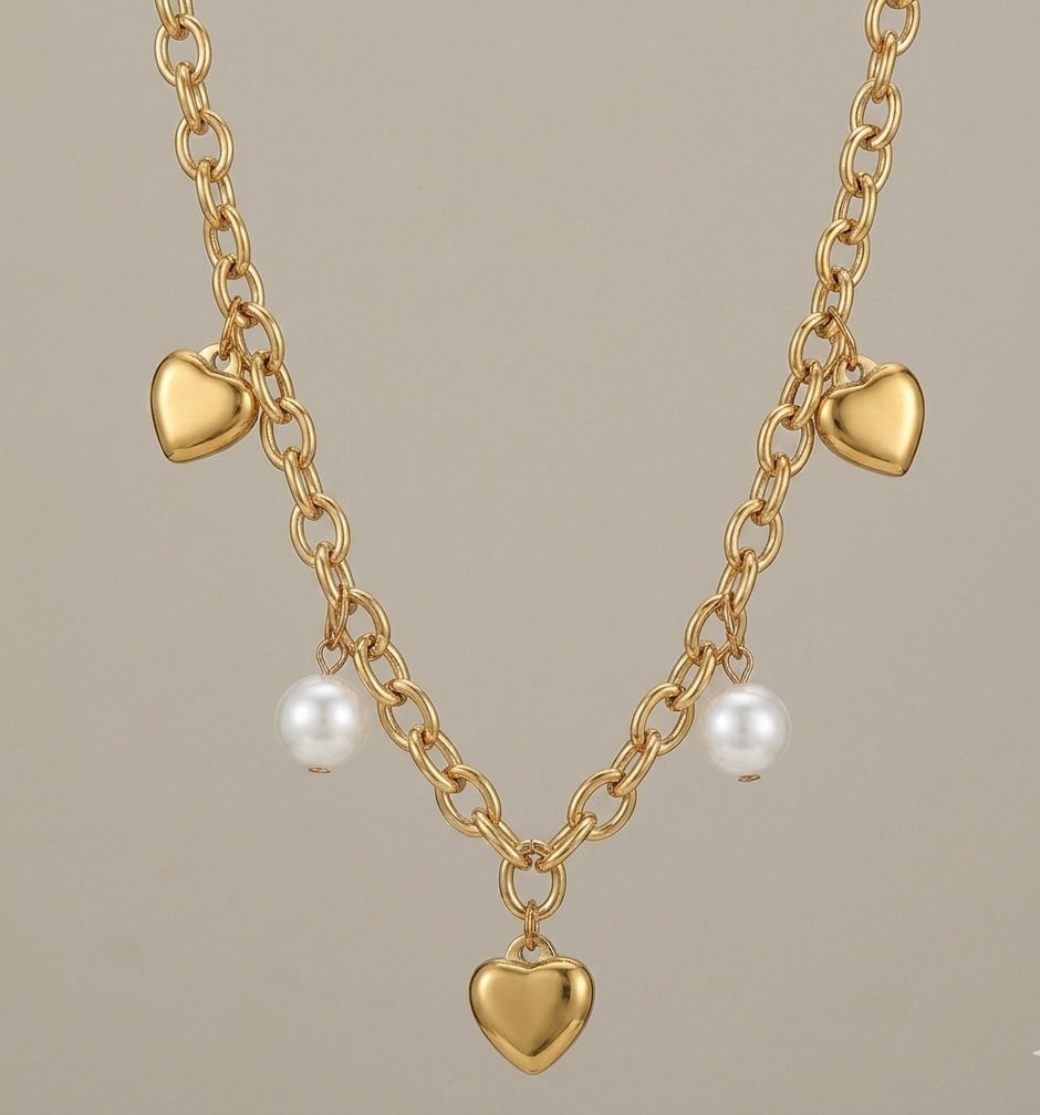 Ilanice gold necklace