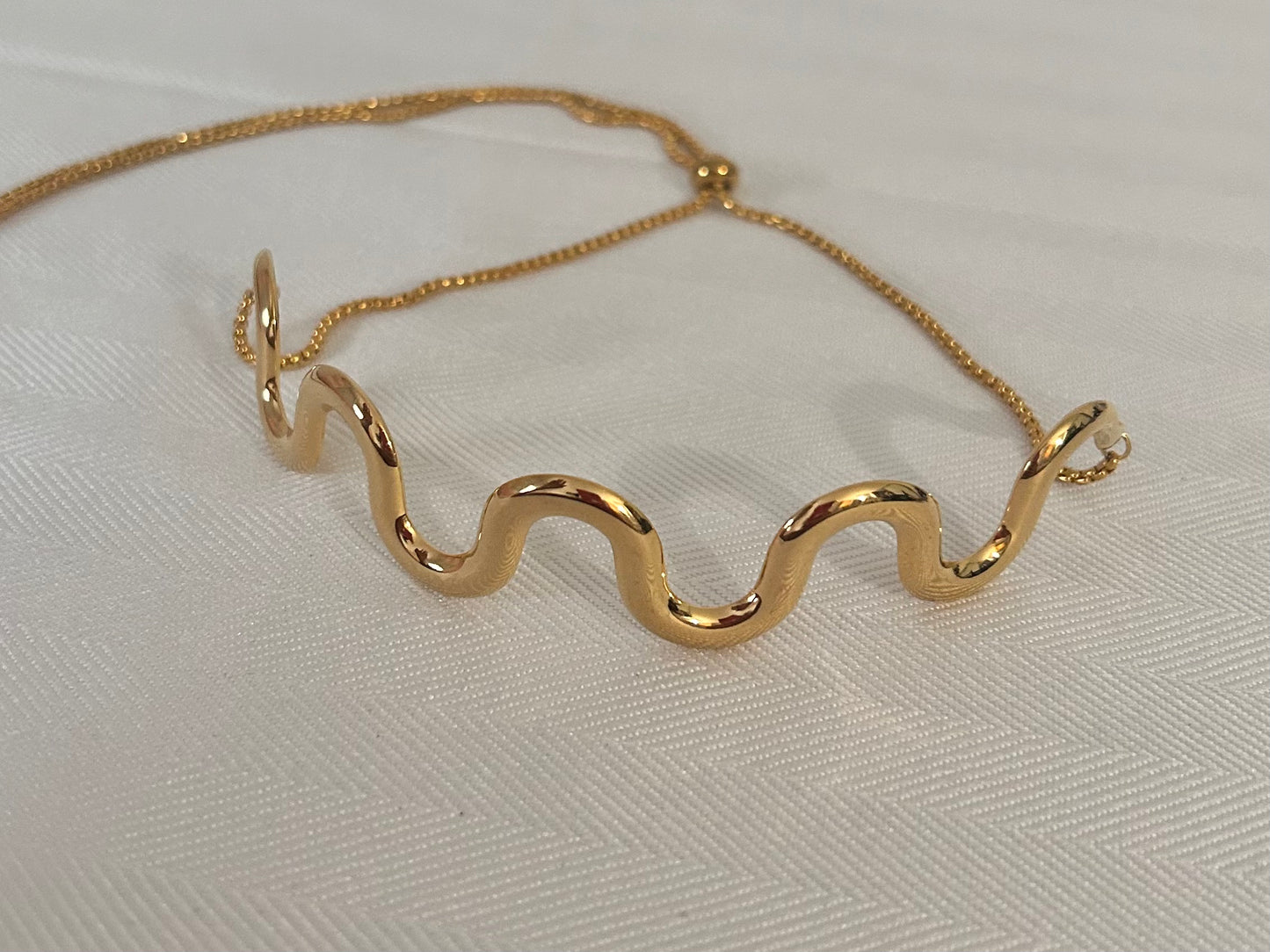 Wave necklace